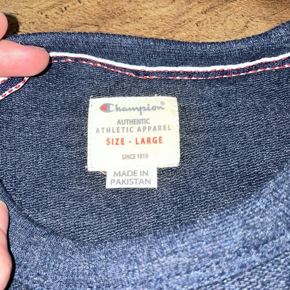 Men’s Blue Champion Crewneck Sweatshirt-Size L - Picture 3 of 4